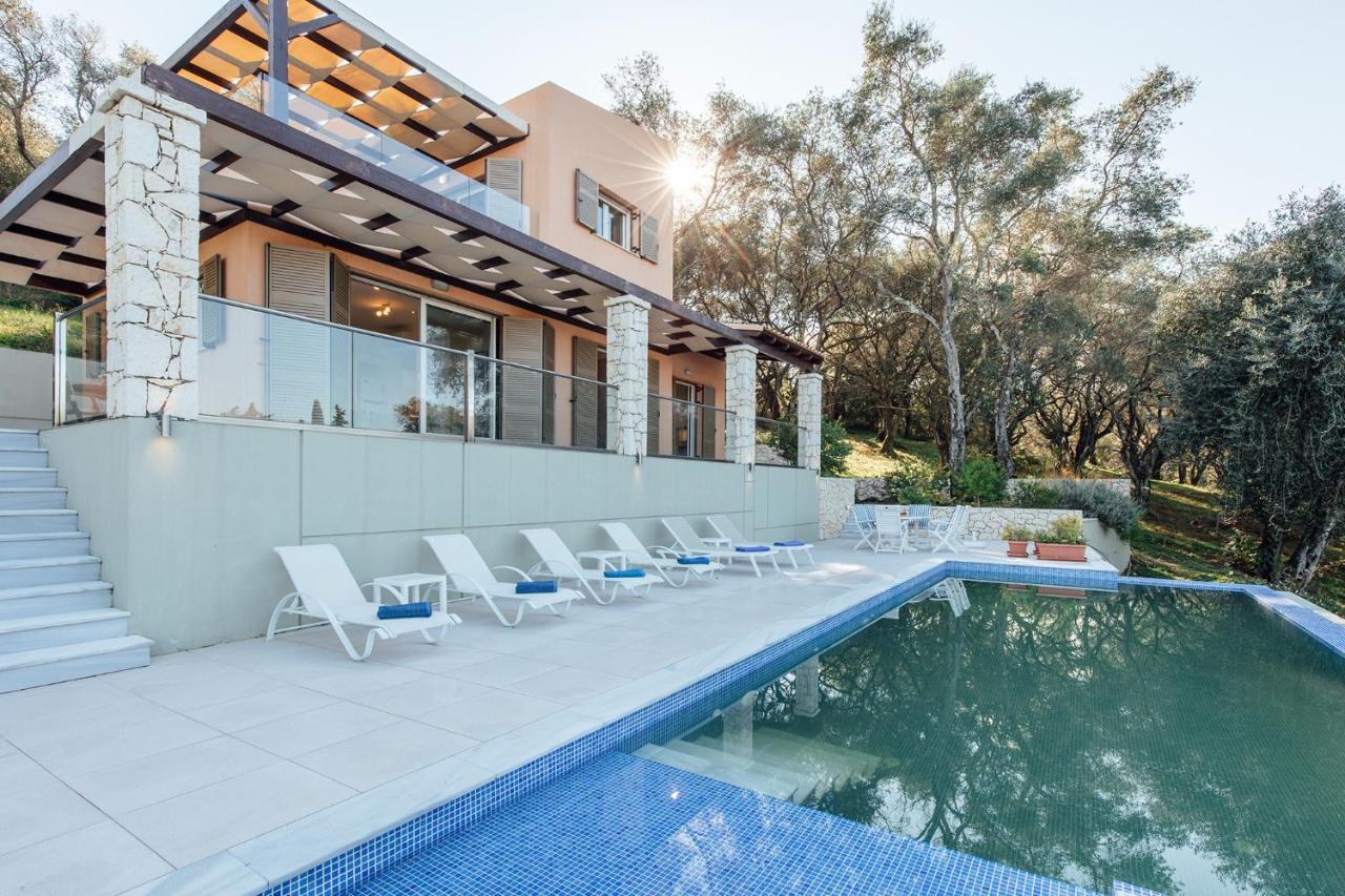 Villa Breeze & Villa Coco By Konnect, Avlaki Beach Kassiopi Exterior foto